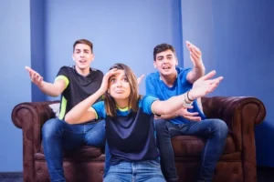 Friends watching IPTV